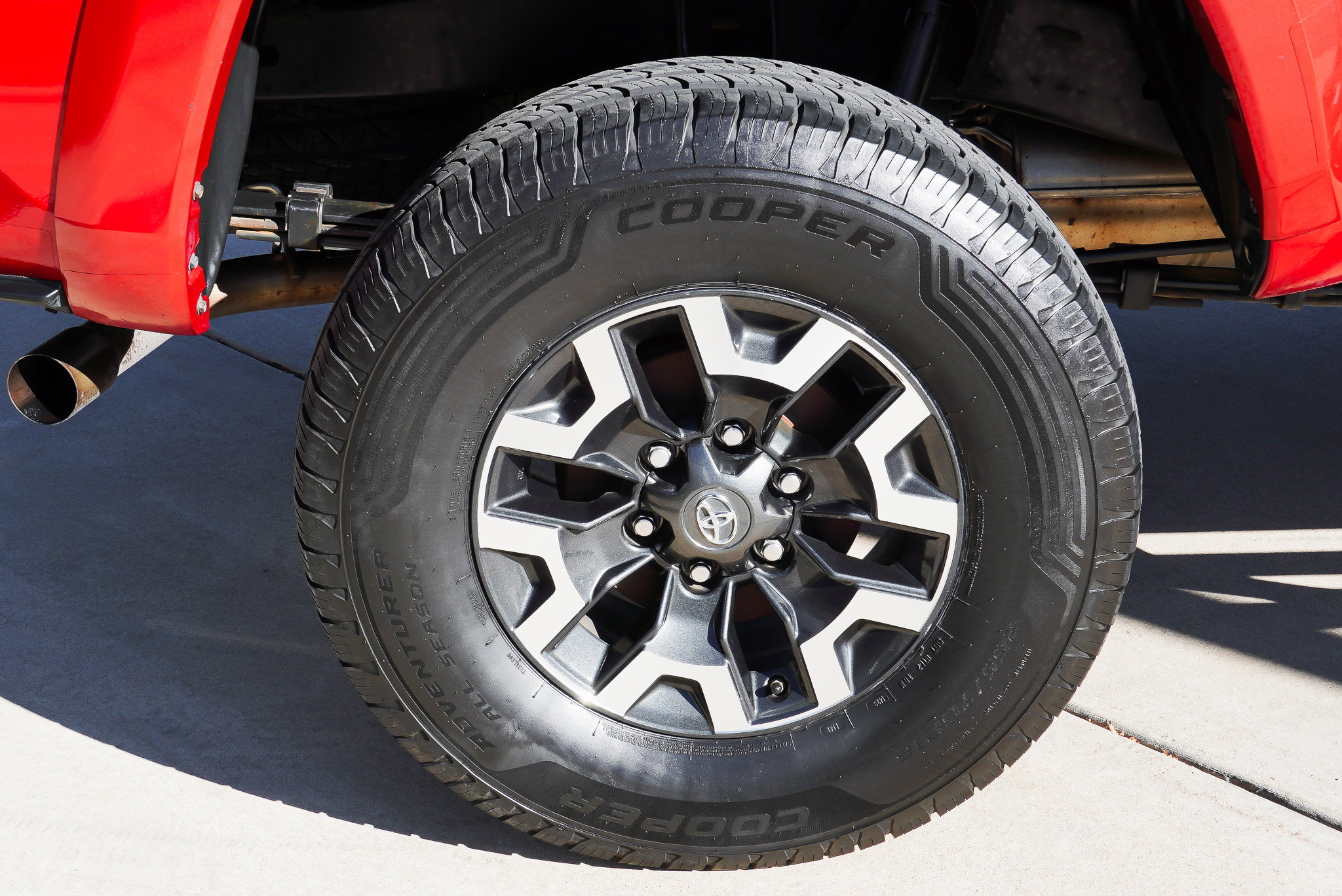 Used 2019 Toyota Tacoma SR5 AWD/4WD image 11
