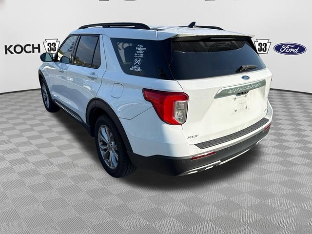 Used 2021 Ford Explorer XLT w/ Equipment Group 202A AWD/4WD image 6