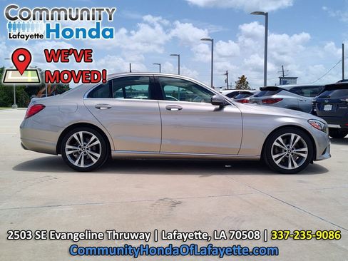 Used 2019 Mercedes-Benz C 300 Sedan image 12