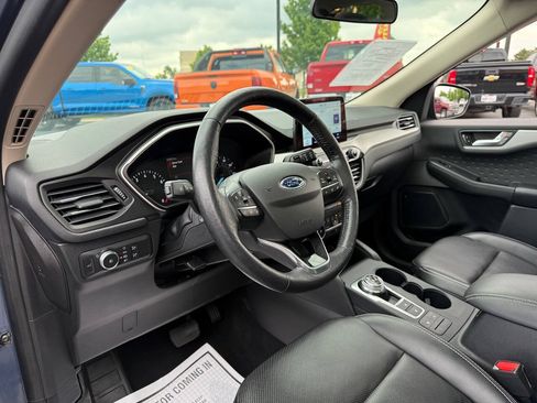 Used 2020 Ford Escape SEL FWD image 11