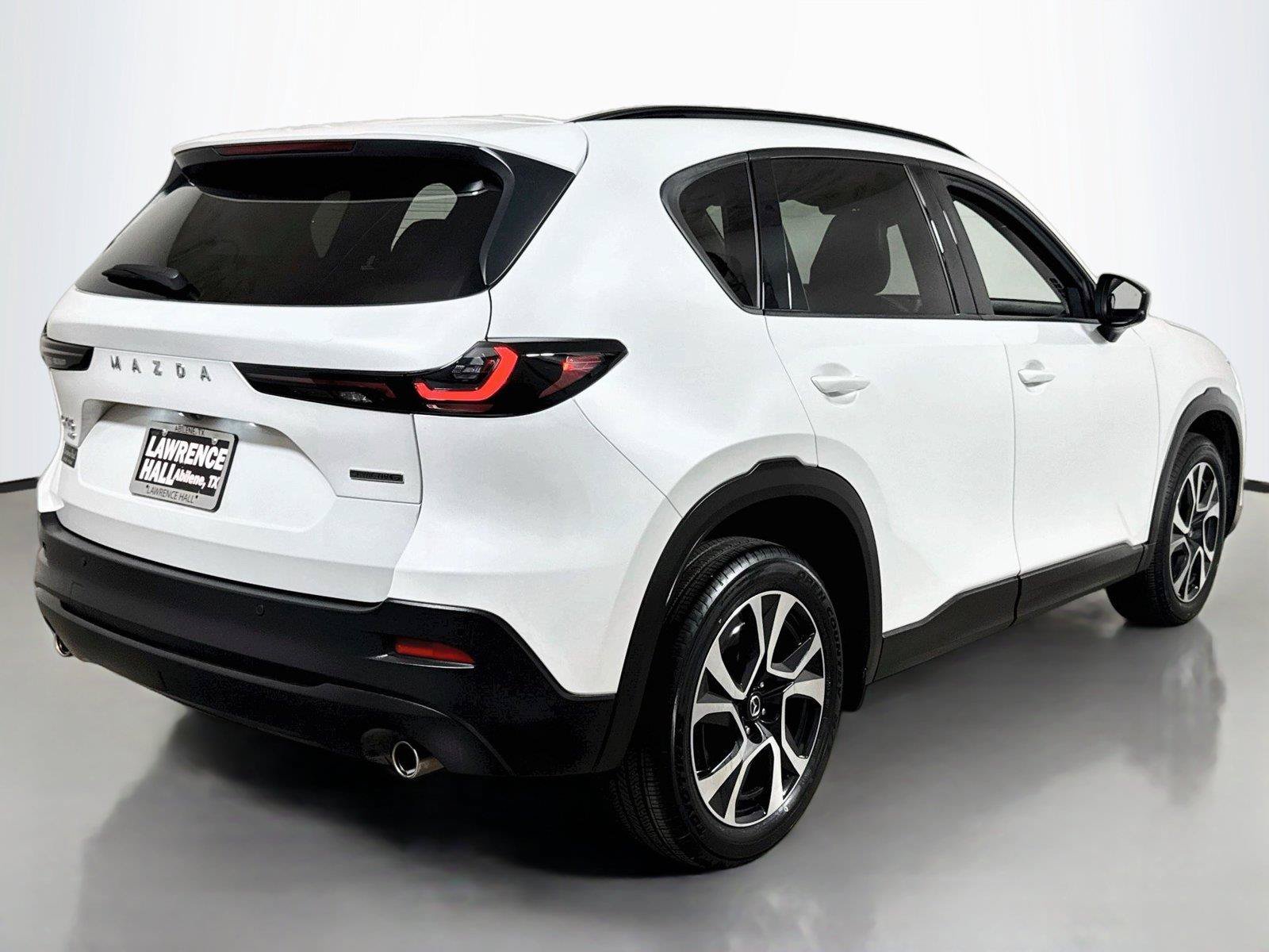 Certified 2026 MAZDA CX-5 Preferred AWD/4WD image 4