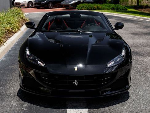 Used 2023 Ferrari Portofino M RWD image 8