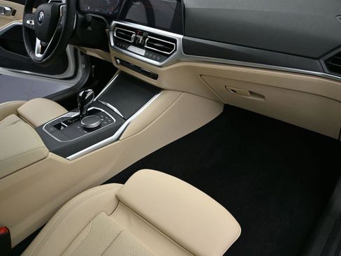 Used 2022 BMW 330i xDrive Sedan w/ Premium Package 2 image 22