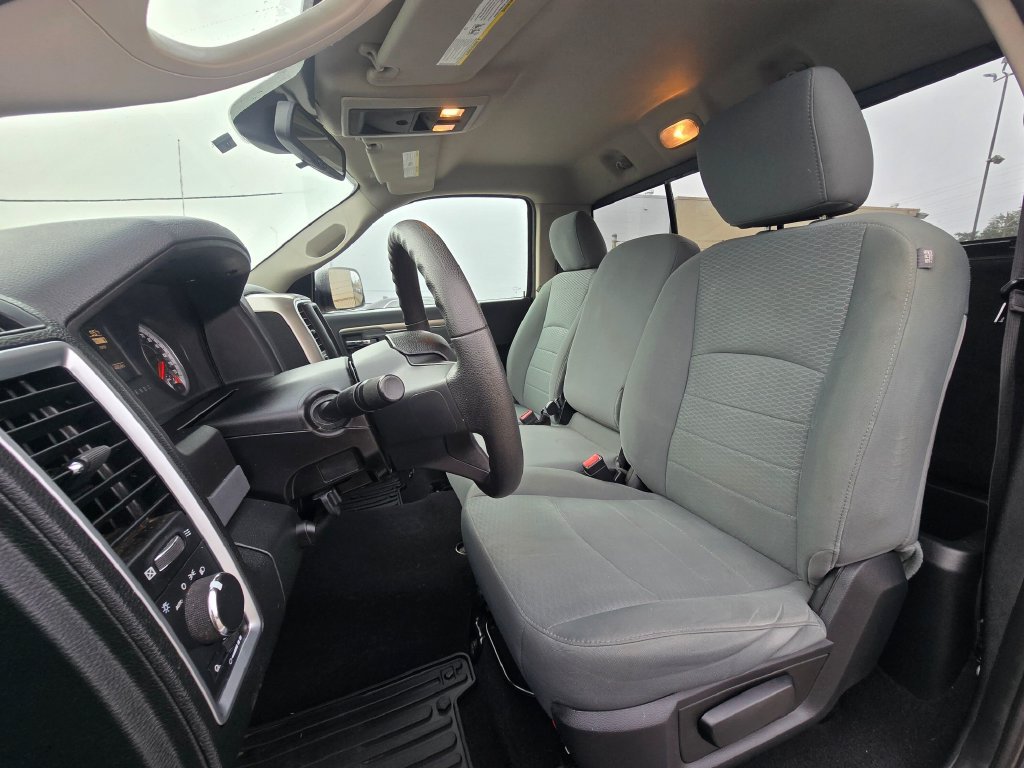 Used 2015 RAM 1500 Classic SLT w/ Trailer & Traction Group AWD/4WD image 18