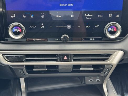 Used 2023 Lexus RX 350 Premium image 12