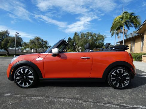 Used 2021 MINI Cooper S image 14