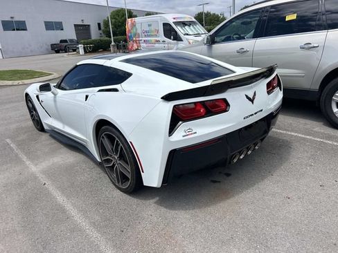 Used 2019 Chevrolet Corvette Stingray Coupe RWD image 8
