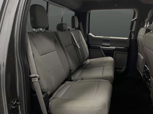 Used 2018 Ford F150 XLT w/ Equipment Group 302A Luxury AWD/4WD image 32