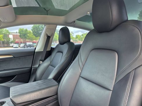 Used 2022 Tesla Model 3 Long Range AWD/4WD image 13