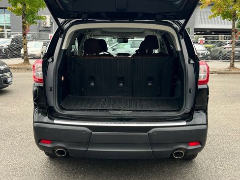 Used 2019 Subaru Ascent Touring w/ Popular Package #2 AWD/4WD image 8