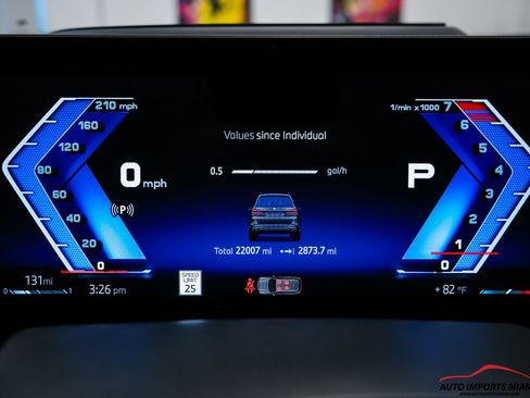 Used 2024 BMW ALPINA XB7 image 99