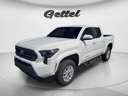 New 2026 Toyota Tacoma SR5 w/ SR5 Upgrade Package
