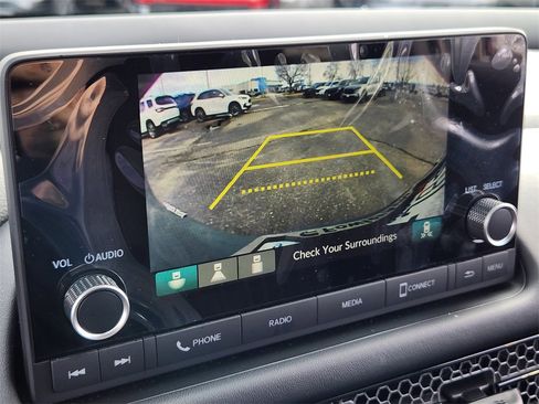 Used 2025 Honda HR-V Sport image 18