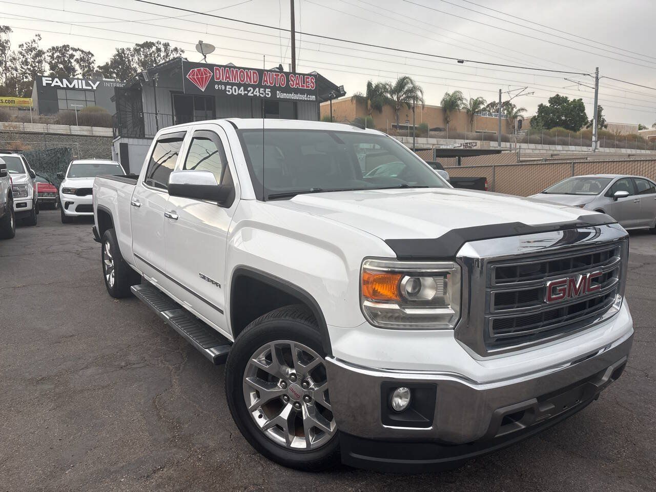 Used 2015 GMC Sierra 1500 SLT RWD image 2