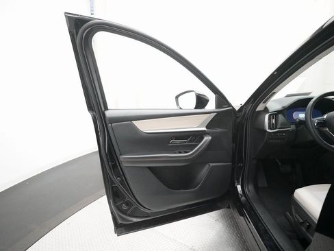 Certified 2025 MAZDA CX-90 Plug-In Hybrid w/Premium Sport image 29