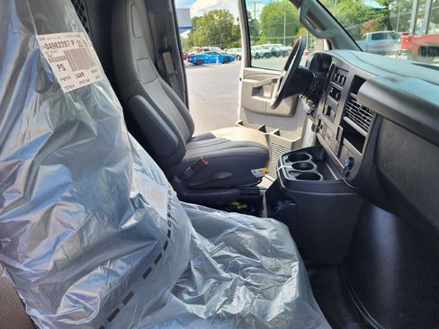 New 2025 Chevrolet Express 2500 w/ Driver Convenience Package image 9