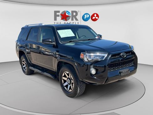 Used 2015 Toyota 4Runner SR5 RWD image 7