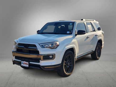 Used 2021 Toyota 4Runner Nightshade image 4