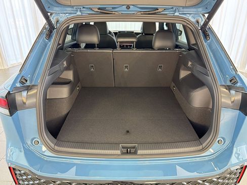 New 2026 Volkswagen Tiguan SE R-Line image 33