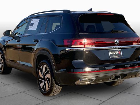 Used 2026 Volkswagen Atlas SE FWD image 11