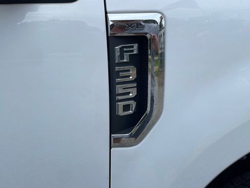 Used 2017 Ford F350 XL w/ XL Value Package image 70