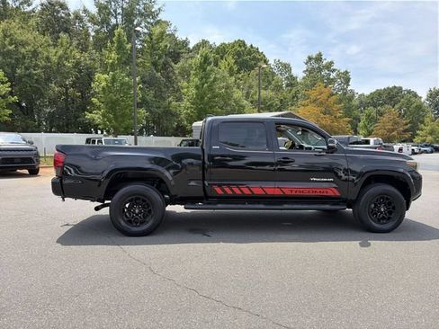 Used 2022 Toyota Tacoma SR5 w/ Technology Package RWD image 14