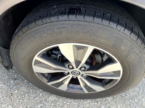 Used 2022 Nissan Murano SV w/ Cargo Package image 19