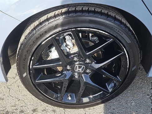 Certified 2024 Honda Civic Sport image 9