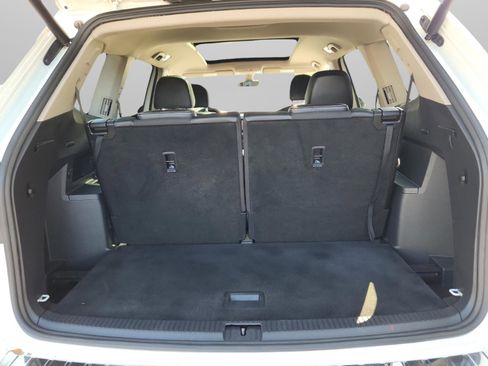 Used 2022 Volkswagen Atlas SEL Premium image 31