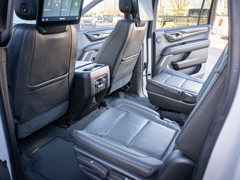 Used 2021 GMC Yukon XL Denali image 30