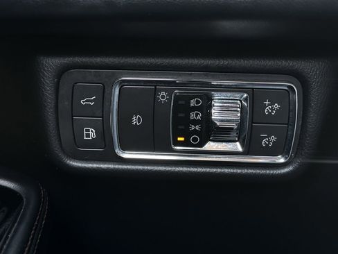 Used 2021 Lincoln Aviator Grand Touring w/ Elements Package Plus image 24