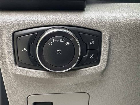 Used 2018 Ford F150 XL w/ Equipment Group 101A Mid RWD image 19
