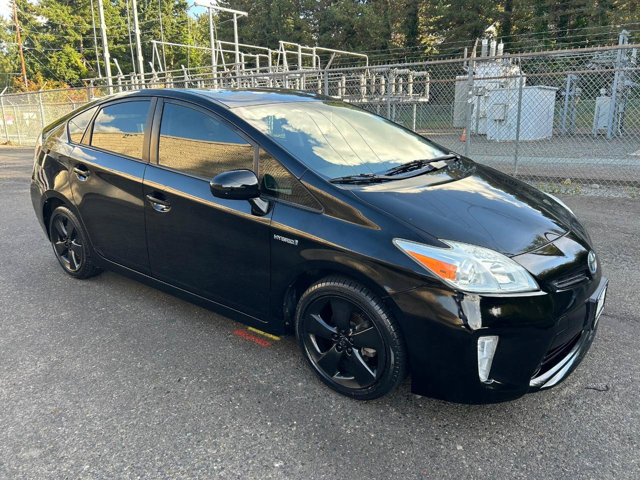 Used 2013 Toyota Prius Persona Series FWD image 3