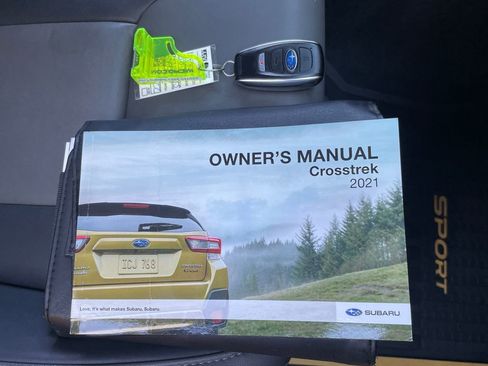Used 2021 Subaru Crosstrek 2.5i Sport w/ Moonroof Package image 39