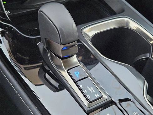 Used 2025 Lexus NX 250 FWD image 9