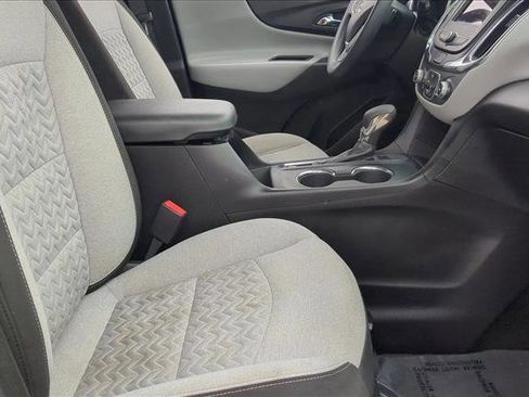 Used 2022 Chevrolet Equinox LT FWD image 26