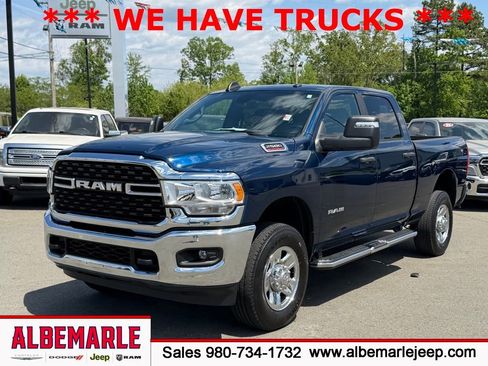Used 2024 RAM 2500 Big Horn w/ Bed Utility Group AWD/4WD image 8