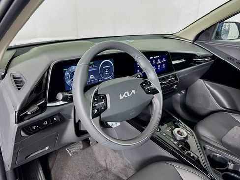 New 2026 Kia Niro Wind w/ Wind Preserve Package FWD image 13