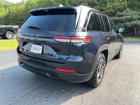 Used 2022 Jeep Grand Cherokee Trailhawk w/ Advanced Protech Group II image 5