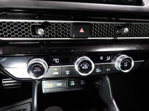 Used 2025 Honda Civic Sport image 15