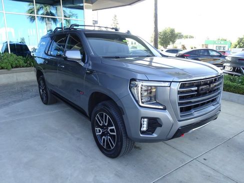 Used 2021 GMC Yukon AT4 w/ AT4 Premium Plus Package AWD/4WD image 1