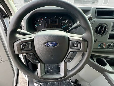 New 2027 Ford E-450 and Econoline 450 Super Duty RWD image 7