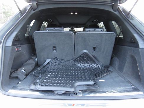 Used 2018 Audi Q7 3.0T Premium Plus w/ Premium Plus Package image 19