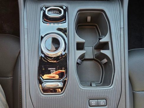 New 2026 Jeep Cherokee Limited image 24