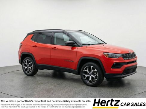 Used 2025 Jeep Compass Limited image 1