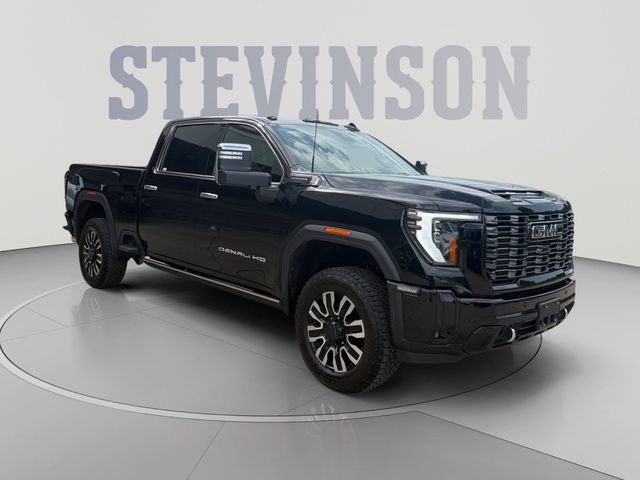 Used 2025 GMC Sierra 2500 Denali Ultimate w/ Max Trailering Package AWD/4WD image 7