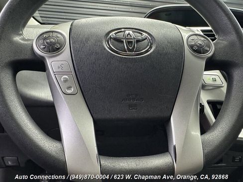 Used 2012 Toyota Prius V Three image 13