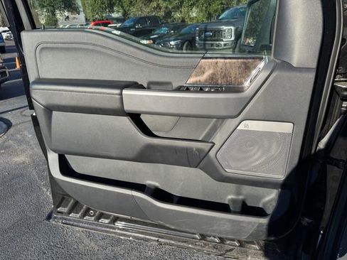 Used 2023 Ford F150 Lightning Lariat image 25