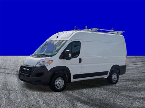 Used 2025 RAM ProMaster 2500 FWD image 8