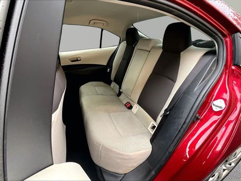 Used 2022 Toyota Corolla LE FWD image 21